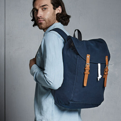 Vintage rucksack Thumbnail